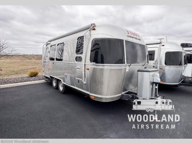 Used 2016 Airstream International Signature 23FB available in Lebanon, Indiana
