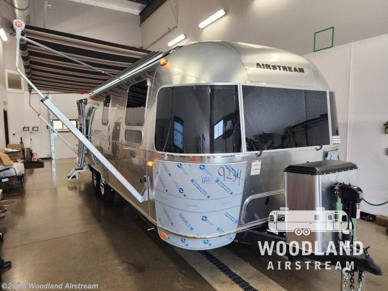 New 2026 Airstream Globetrotter 27FB available in Lebanon, Indiana