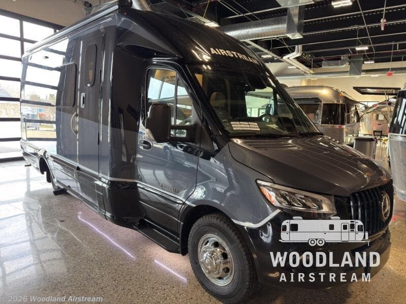 New 2026 Airstream Atlas 25MS Murphy Suite available in Clarkston, Michigan