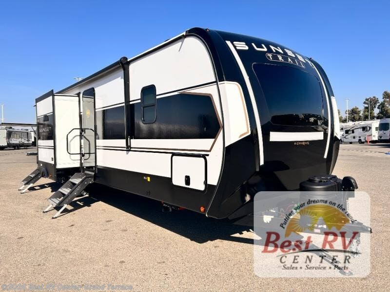 New 2026 CrossRoads Sunset Trail 331BH available in Grand Terrace, California