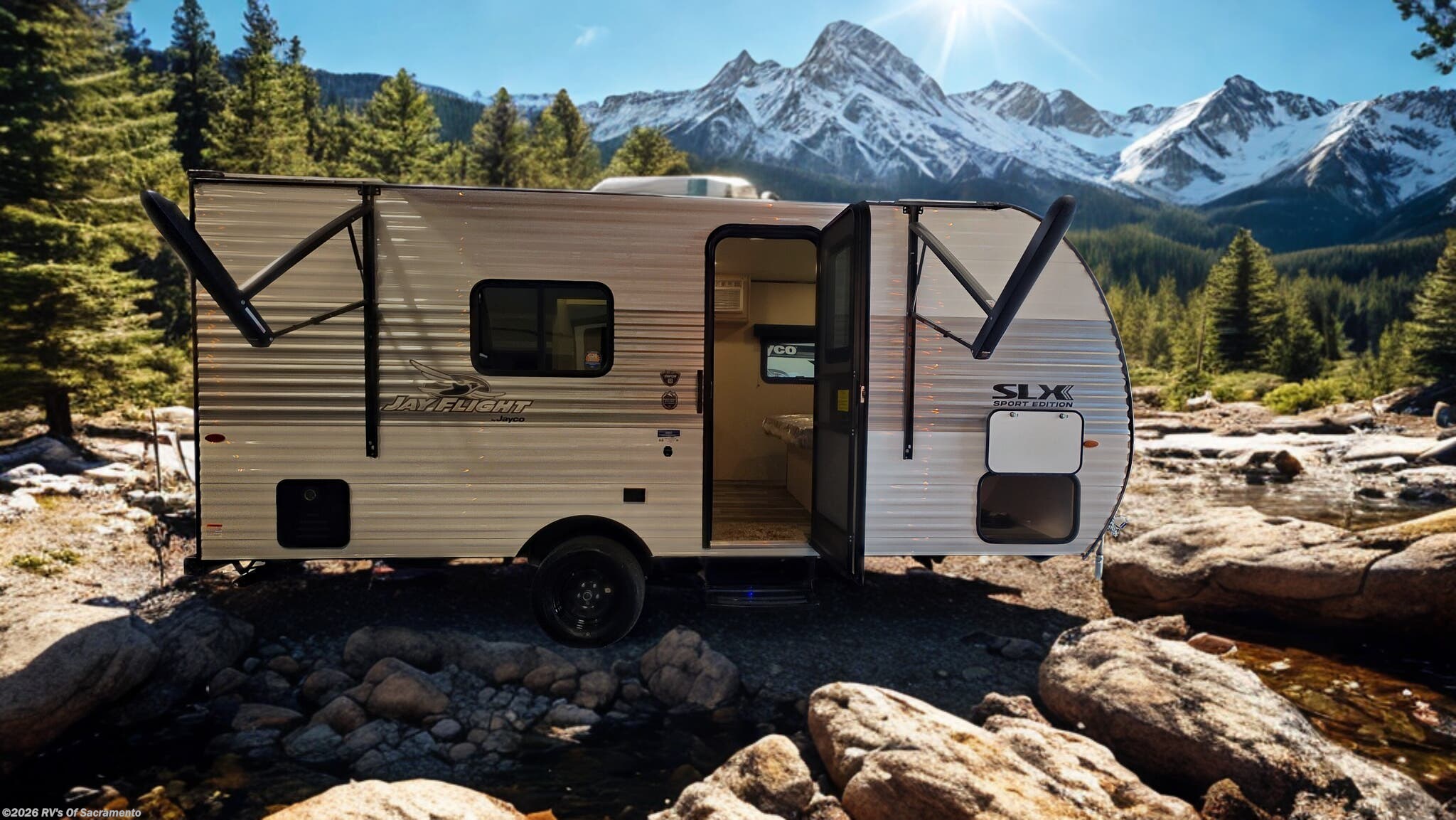New 2026 Jayco Jay Flight SLX 170FQW Sport Edition available in Elk Grove, California