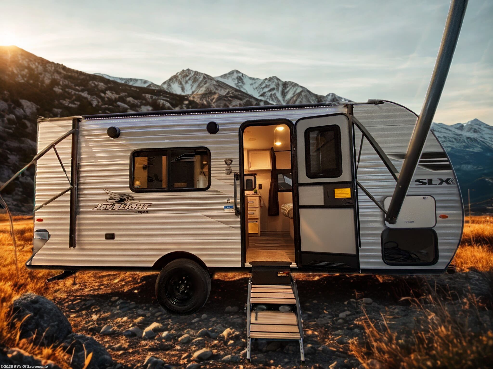 New 2026 Jayco Jay Flight SLX 175FQW available in Elk Grove, California