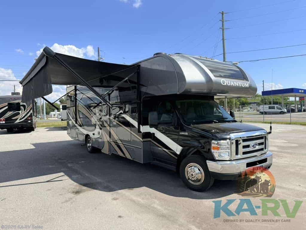 Used 2020 Thor  QUANTUM JM31 available in Fruitland Park, Florida