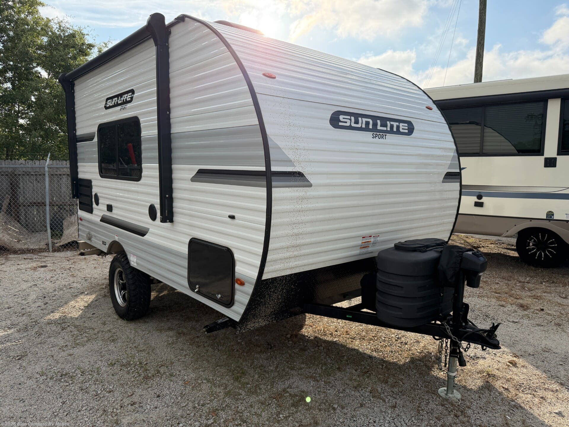 Used 2024 Sunset Park RV Sun Lite 16BH available in Mcbee, South Carolina