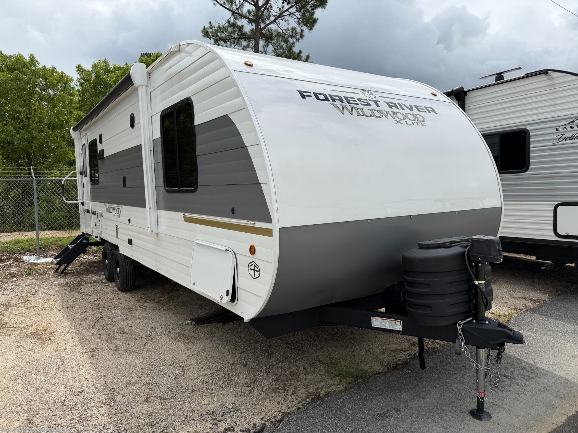 Used 2025 Forest River Wildwood X-Lite 24RLXL available in Mcbee, South Carolina