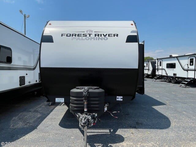 New 2026 Forest River Solaire 232UD available in Mcbee, South Carolina