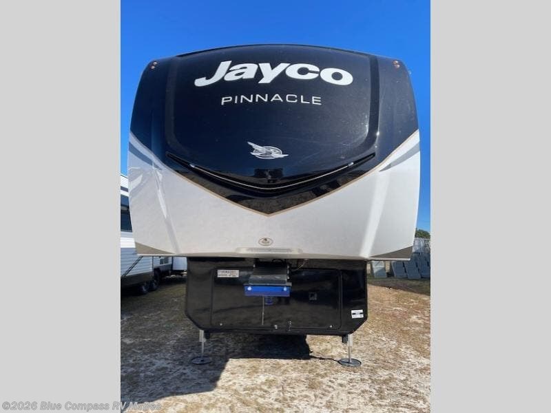 New 2026 Jayco Pinnacle 38FBRK available in Mcbee, South Carolina