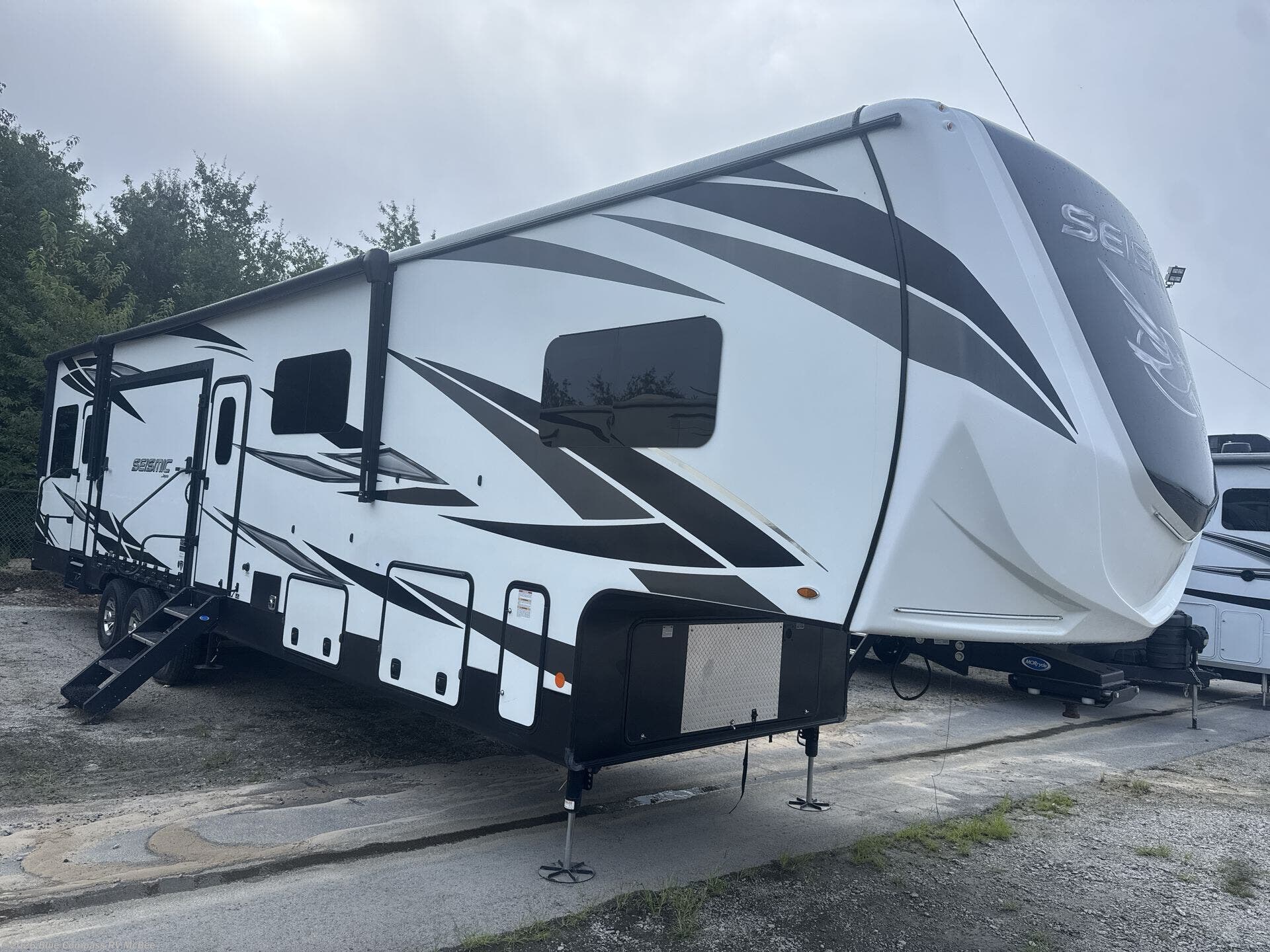 Used 2020 Jayco Seismic 4113 available in Mcbee, South Carolina
