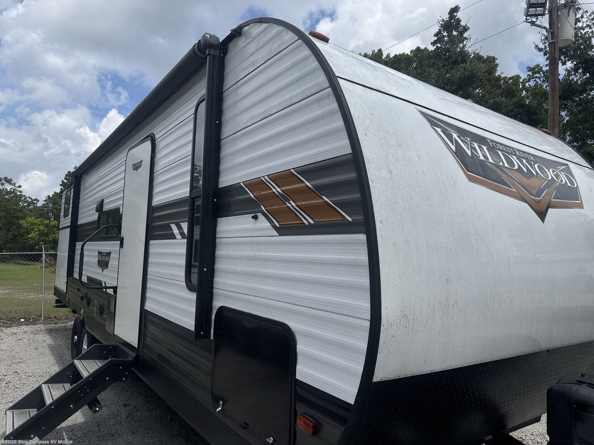 Used 2020 Forest River Wildwood 30KQBSS available in Mcbee, South Carolina