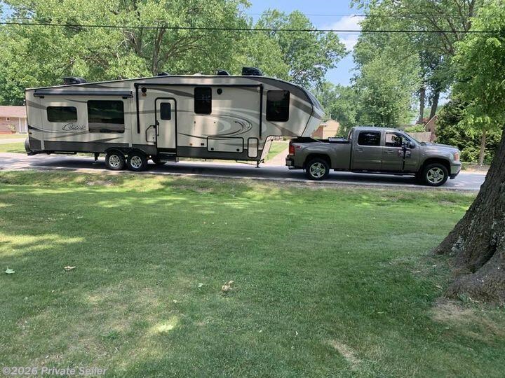 Used 2016 Keystone Cougar 327RES available in Macedonia, Ohio