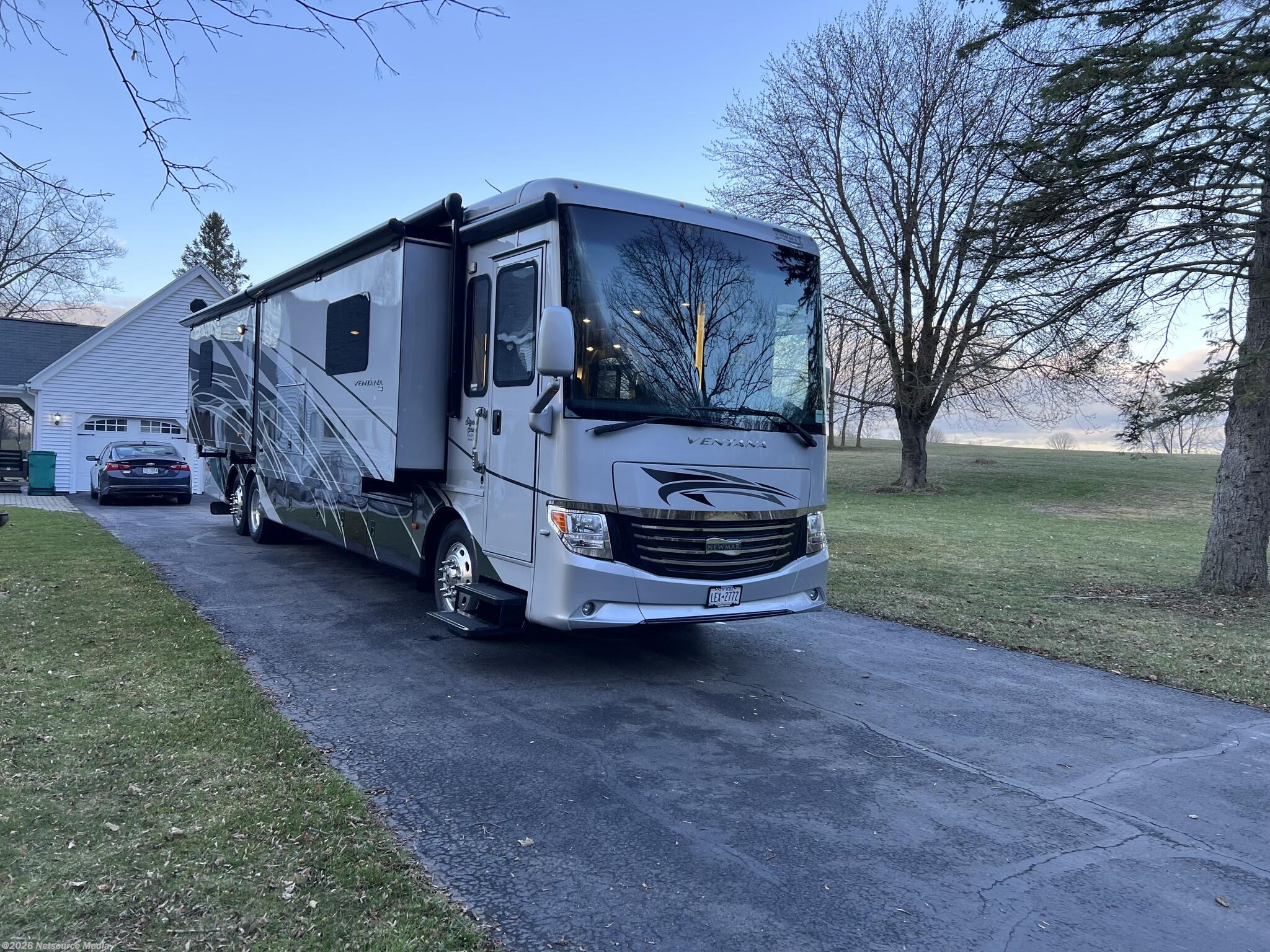 Used 2016 Newmar Ventana LE 4316 bunkhouse floor plan available in Spencerport, New York