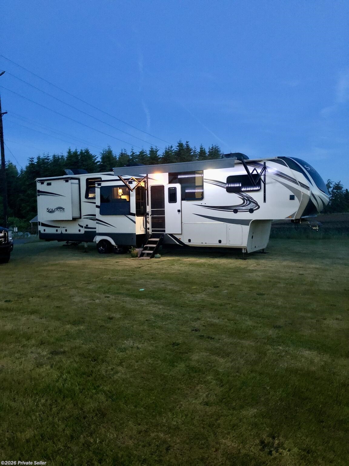 Used 2021  Grand Design Solitude 390RK  by Grand Design from For Sale By Owner in Tangent, OR