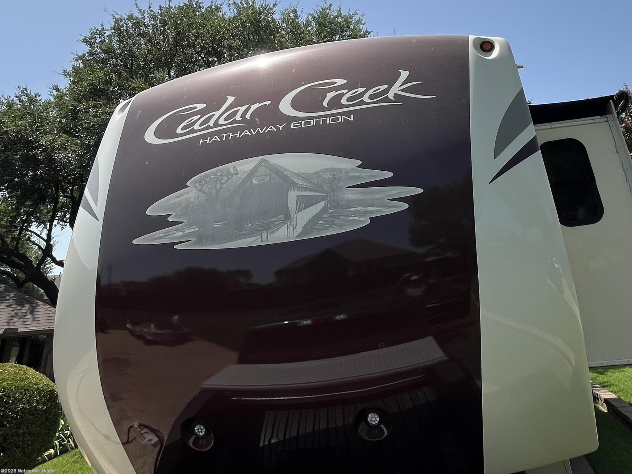 Used 2017  Forest River Cedar Creek Hathaway Edition Rear Living by Forest River from For Sale By Owner in Mansfield, TX