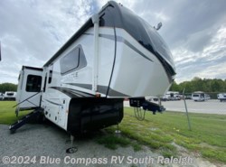 New 2025 Jayco Pinnacle 32RLTS available in Benson, North Carolina