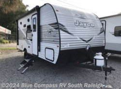 New 2025 Jayco Jay Flight SLX 175BH available in Benson, North Carolina