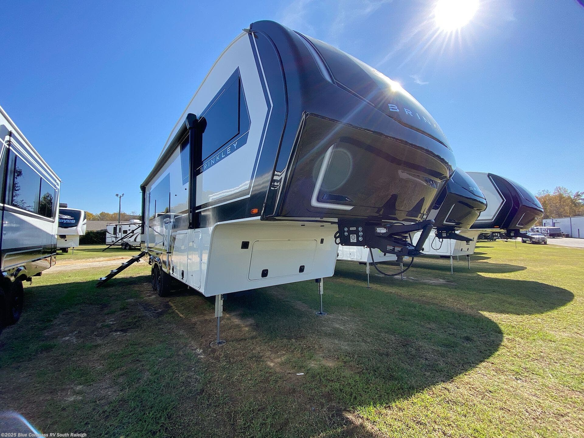 New 2025 Brinkley RV Model Z 2670 available in Benson, North Carolina