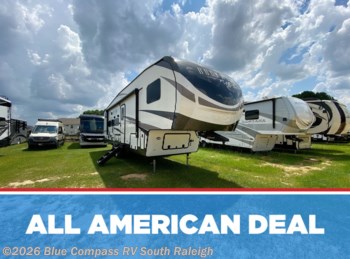 Used 2023 Forest River Rockwood Signature 2891bh Ultra Lite available in Benson, North Carolina