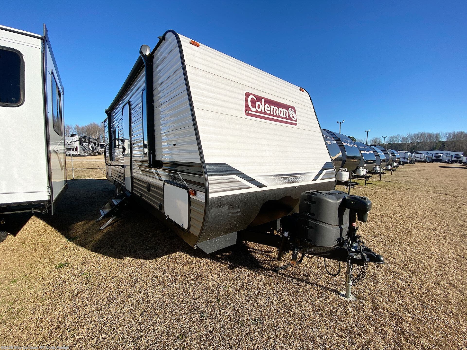 Used 2023 Coleman  Lantern LT Series 274BH available in Benson, North Carolina