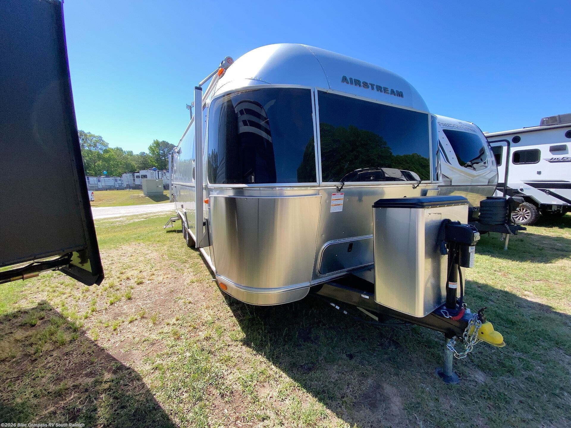 Used 2022 Airstream International 27FB available in Benson, North Carolina