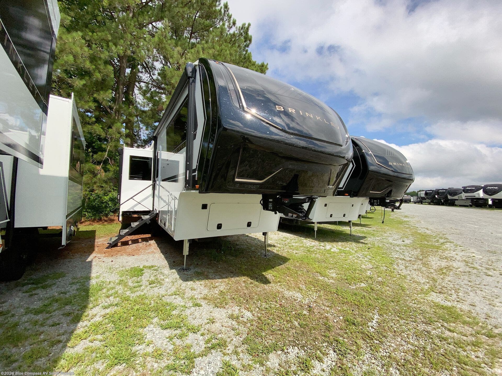 New 2027 Brinkley RV Model Z 2900 available in Benson, North Carolina