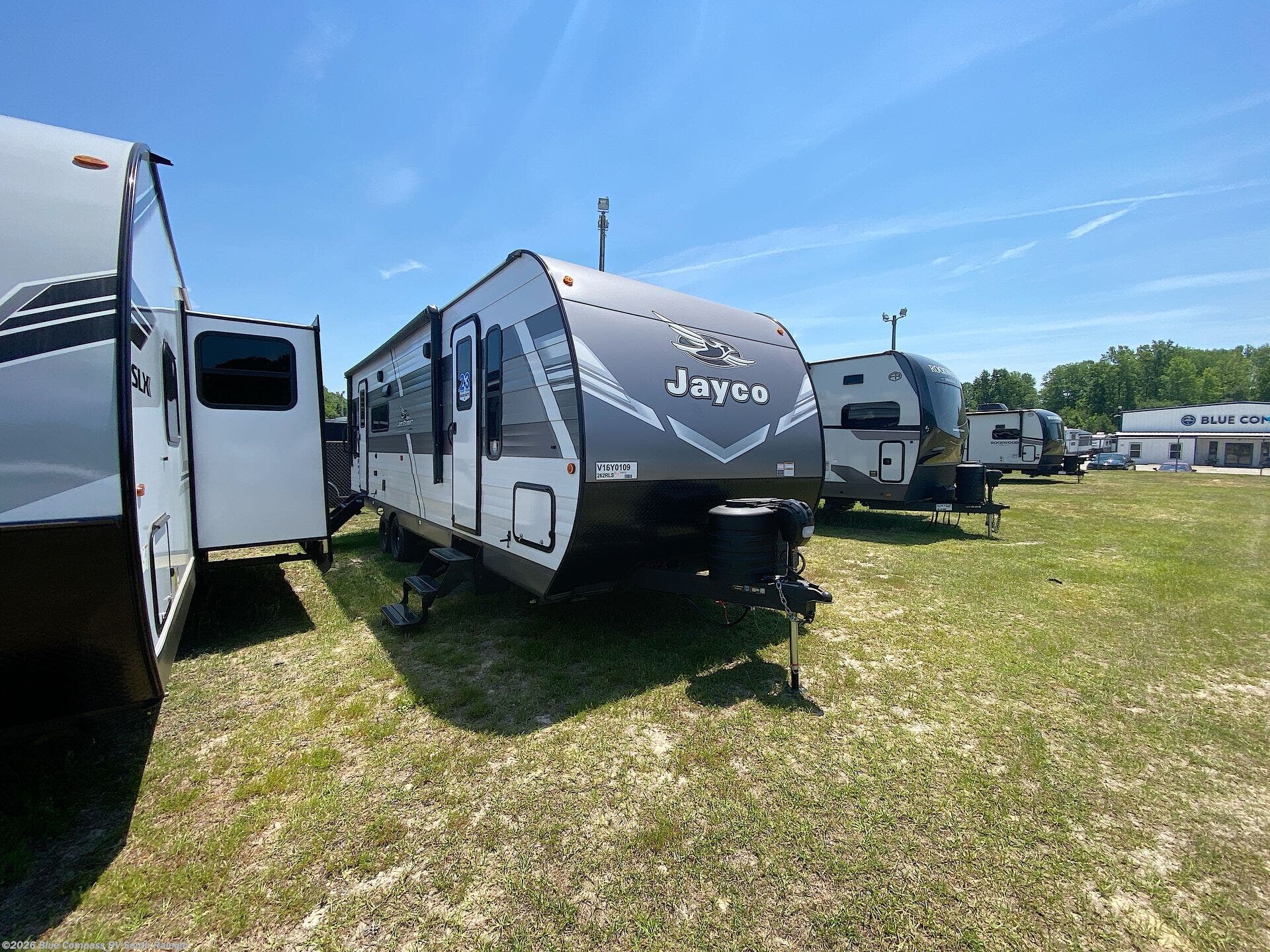 New 2027 Jayco Jay Flight 262RLS available in Benson, North Carolina