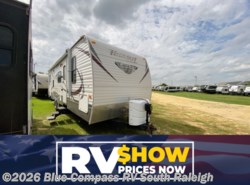 Used 2013 Keystone Hornet Hideout 28BHS available in Benson, North Carolina