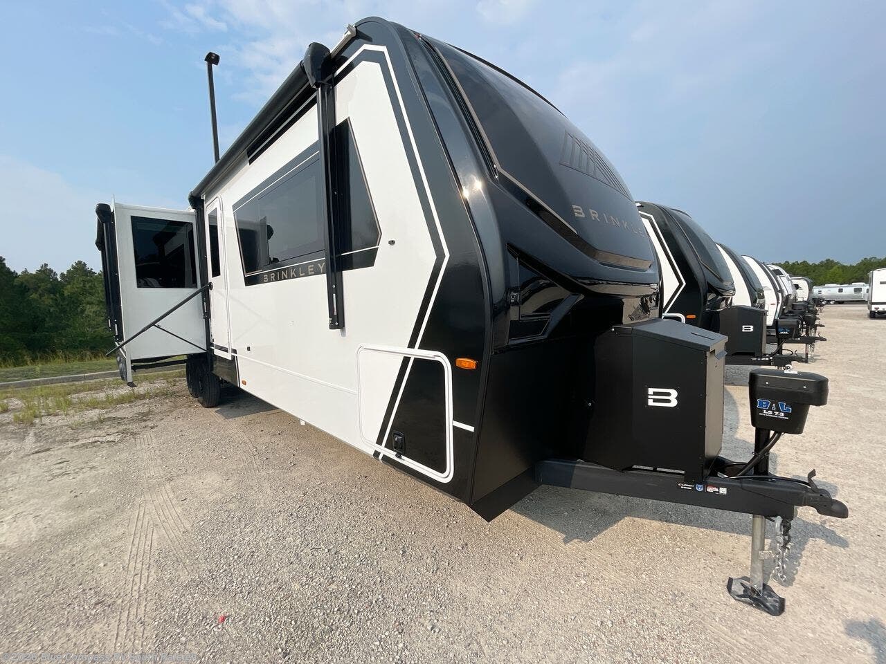 New 2027 Brinkley RV Model Z AIR 297 available in Benson, North Carolina