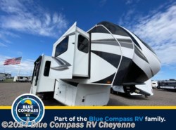 New 2023 Grand Design Solitude S-Class 3460FL-R available in Cheyenne, Wyoming