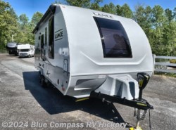New 2024 Lance  Lance Travel Trailers 1985 available in Claremont, North Carolina