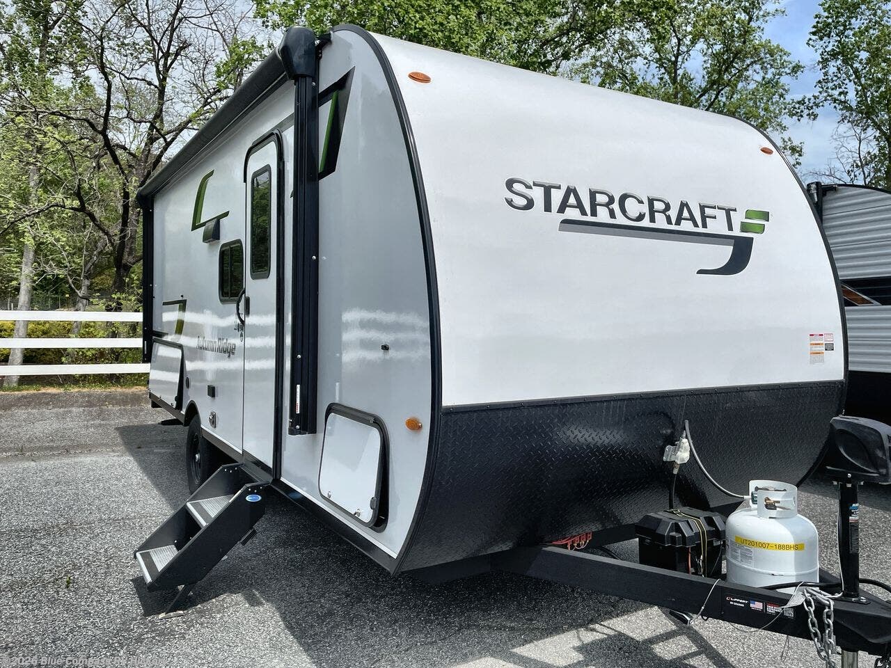 Used 2026 Starcraft Autumn Ridge 188BHS available in Claremont, North Carolina