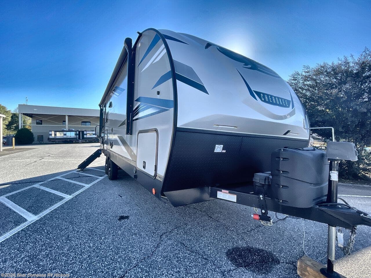 Used 2021  Forest River Cherokee Alpha Wolf 23RD-L by Forest River from Blue Compass RV Hickory in Claremont, NC