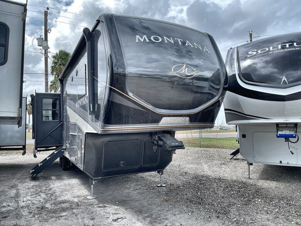 New 2025 Keystone Montana 3123RL available in Corpus Christi, Texas