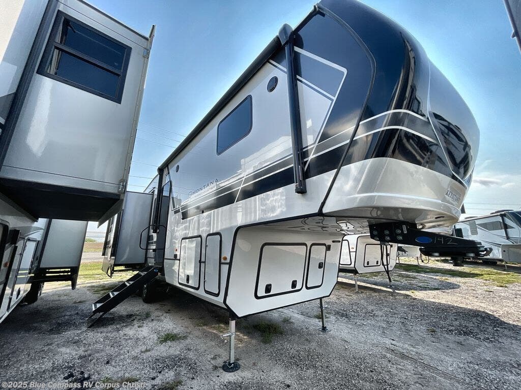 New 2026 Keystone Montana High Country 311RD available in Corpus Christi, Texas