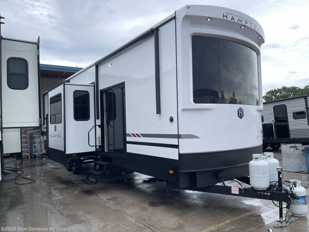 New 2026 CrossRoads Hampton 388FKL available in Corpus Christi, Texas