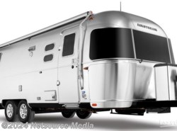 New 2023 Airstream Flying Cloud 25RB available in Louisville, Tennessee