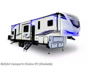 New 2024 Forest River Vengeance Rogue Armored 373 available in Napavine, Washington