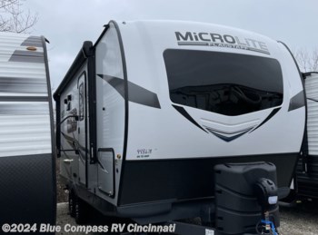 New 2022 Forest River Flagstaff Micro Lite 21DS available in Cincinnati, Ohio