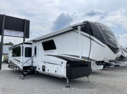 New 2024 Jayco Pinnacle 38FBRK available in Cincinnati, Ohio