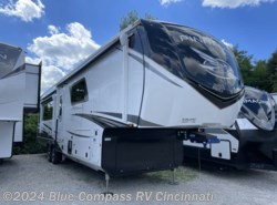 New 2024 Jayco Pinnacle 36FBTS available in Cincinnati, Ohio