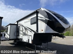 Used 2018 Heartland Sundance XLT 289TS available in Cincinnati, Ohio