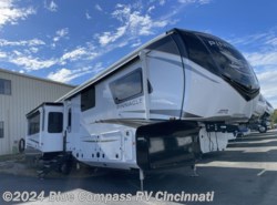 New 2025 Jayco Pinnacle 37MDQS available in Cincinnati, Ohio