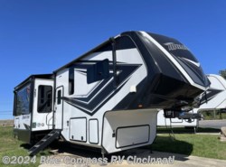 Used 2022 Grand Design Momentum 397THS available in Cincinnati, Ohio