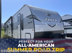 New 2025 Jayco Jay Flight SLX 330TBS available in Cincinnati, Ohio