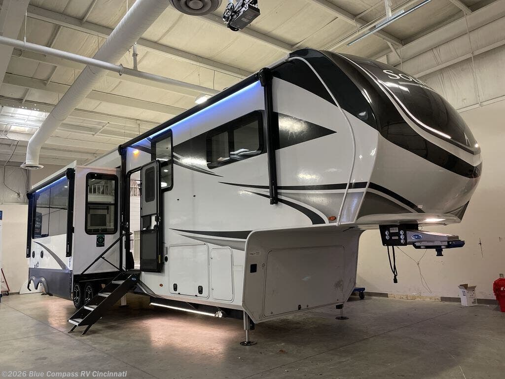 New 2025 Grand Design Solitude 391DL available in Cincinnati, Ohio