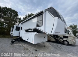 New 2025 Jayco Eagle 321RSTS available in Cincinnati, Ohio