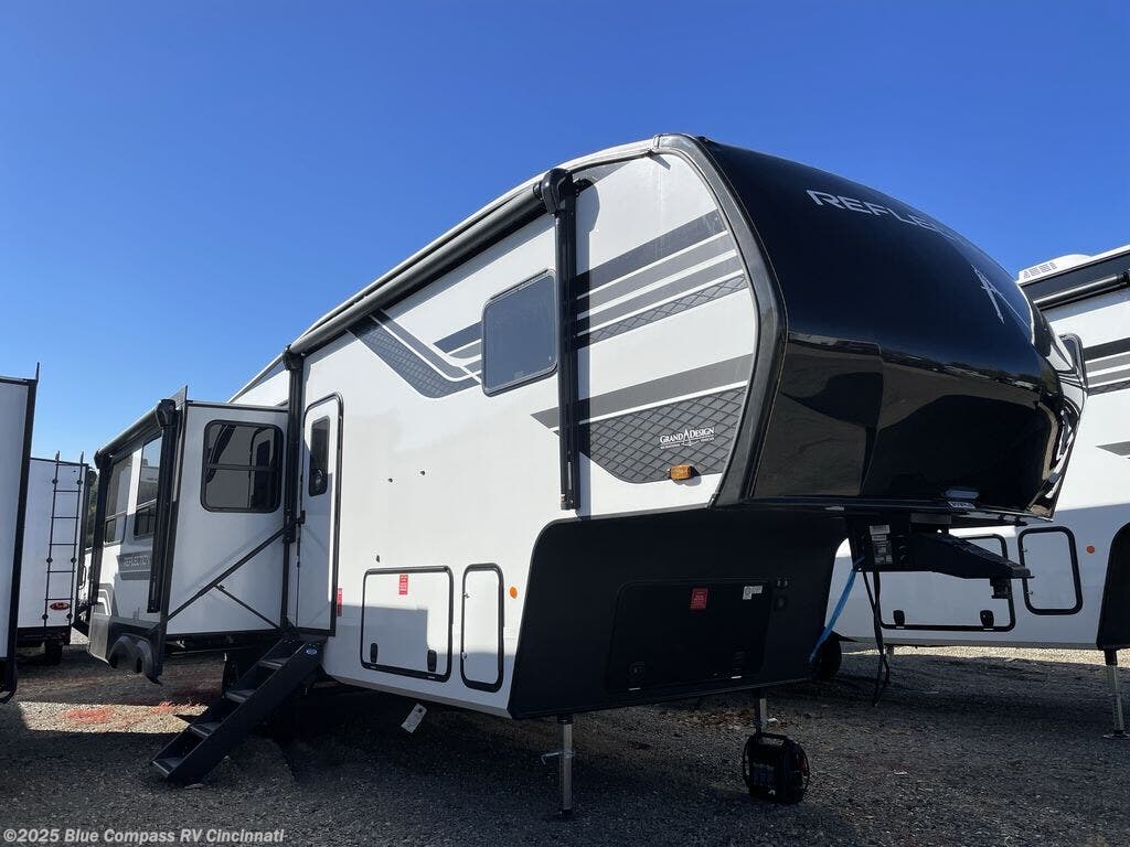 New 2026 Grand Design Reflection 303RLS available in Cincinnati, Ohio