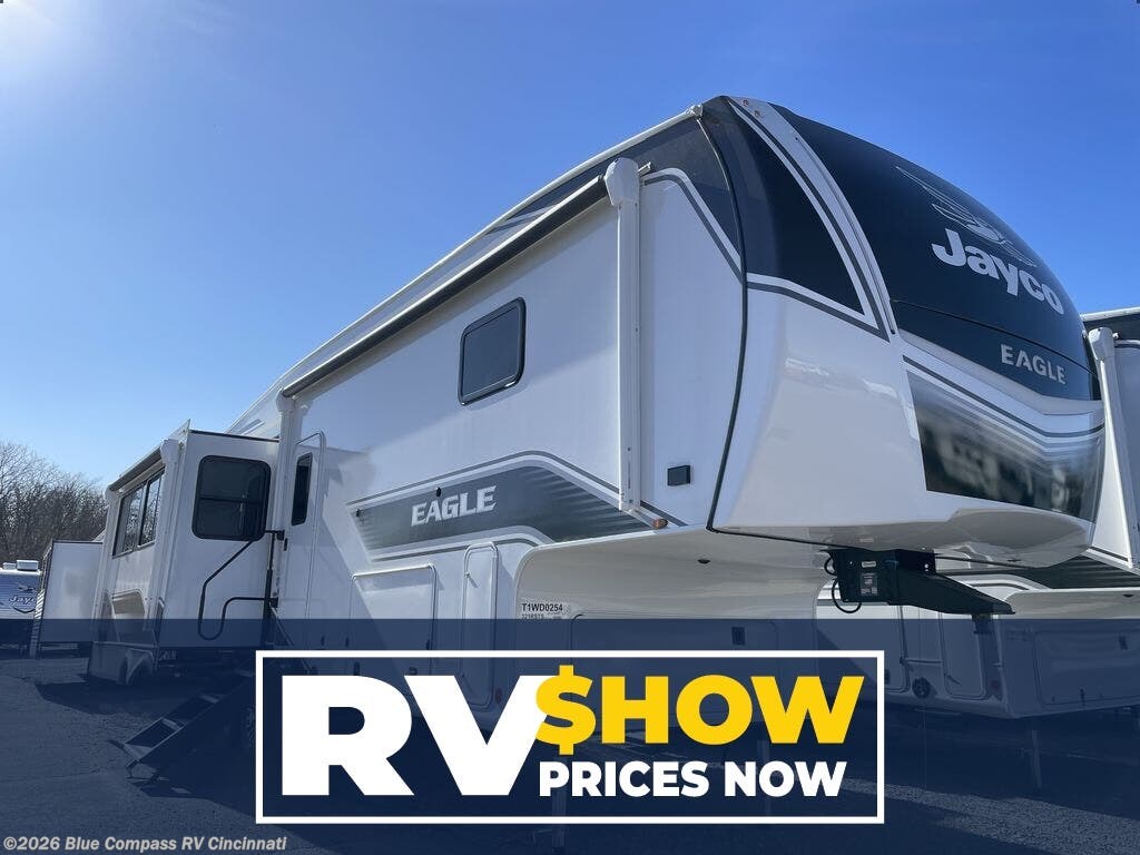 New 2026 Jayco Eagle 321RSTS available in Cincinnati, Ohio
