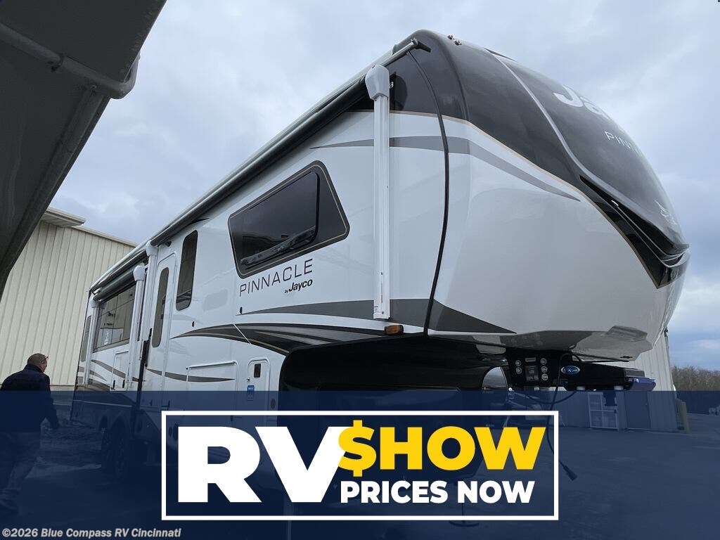 New 2026 Jayco Pinnacle 32RLTS available in Cincinnati, Ohio