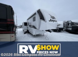 New 2026 Jayco Eagle SLE 30RLT available in Cincinnati, Ohio