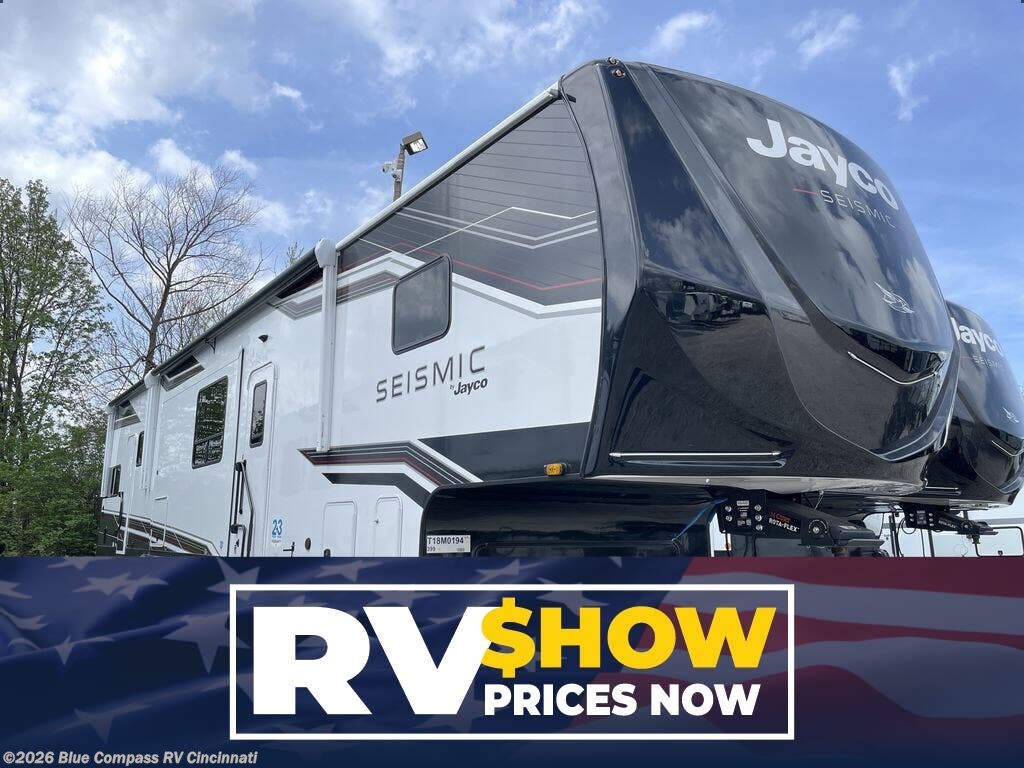 New 2026 Jayco Seismic 399 available in Cincinnati, Ohio